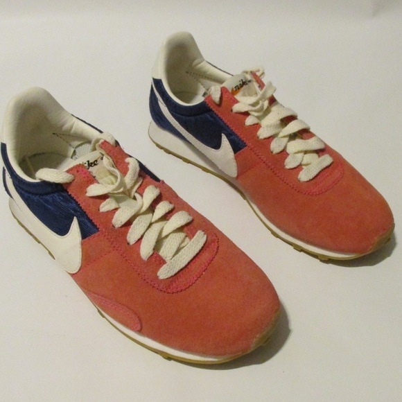 nike vintage style